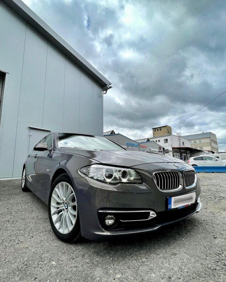 BMW 5 v servisu