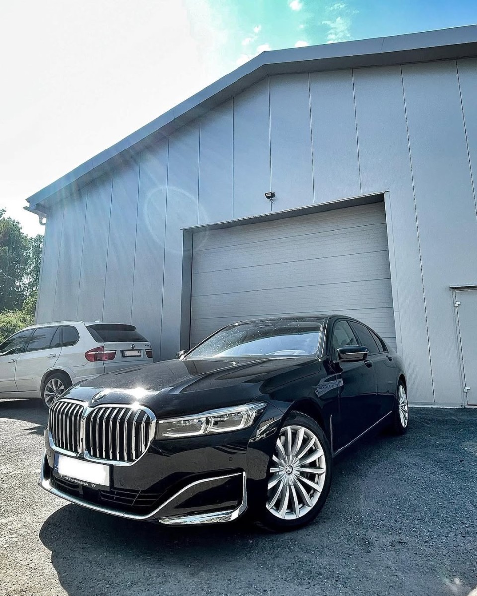 Servis BMW 7 v Praze